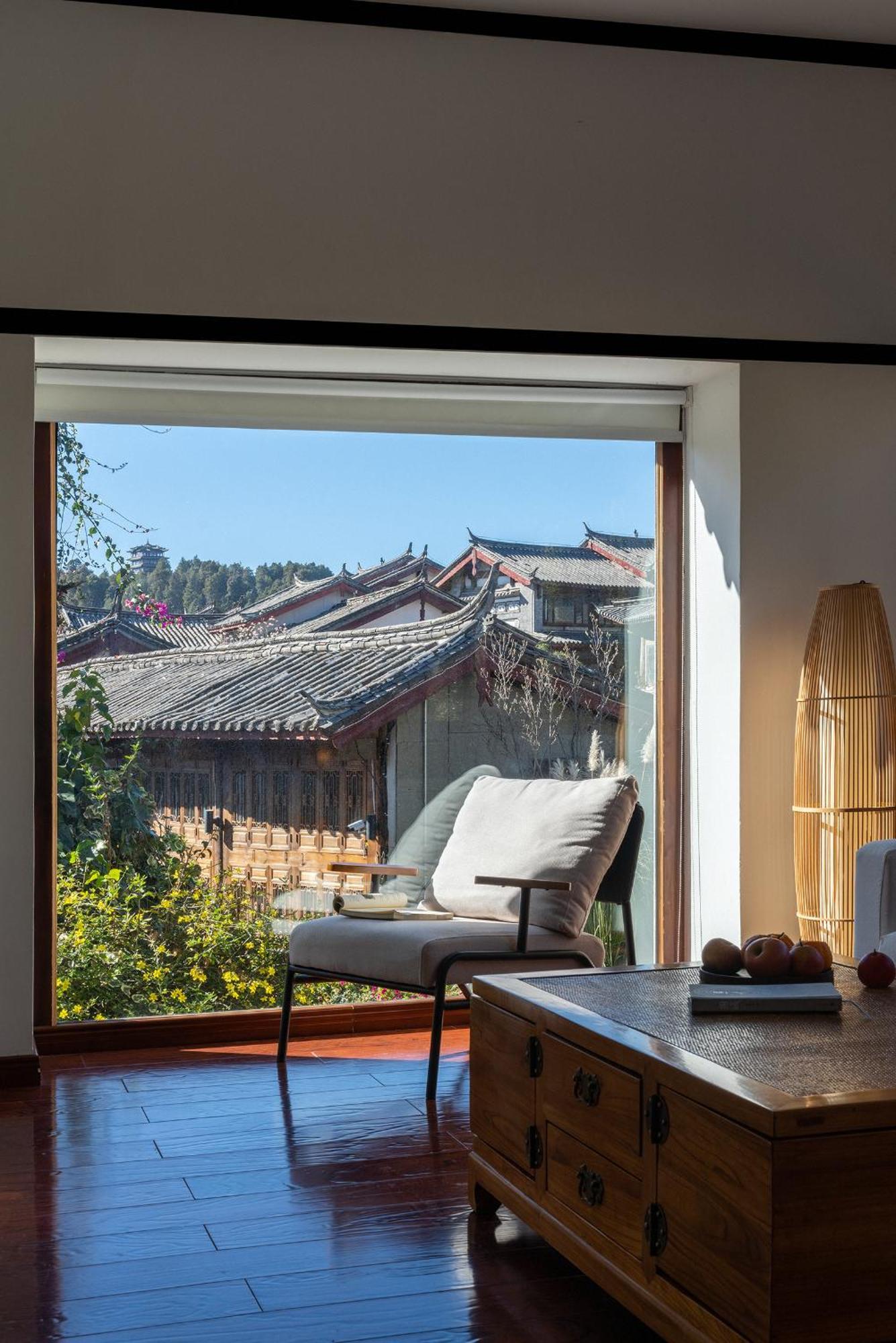Jun Bo Xuan Boutique
