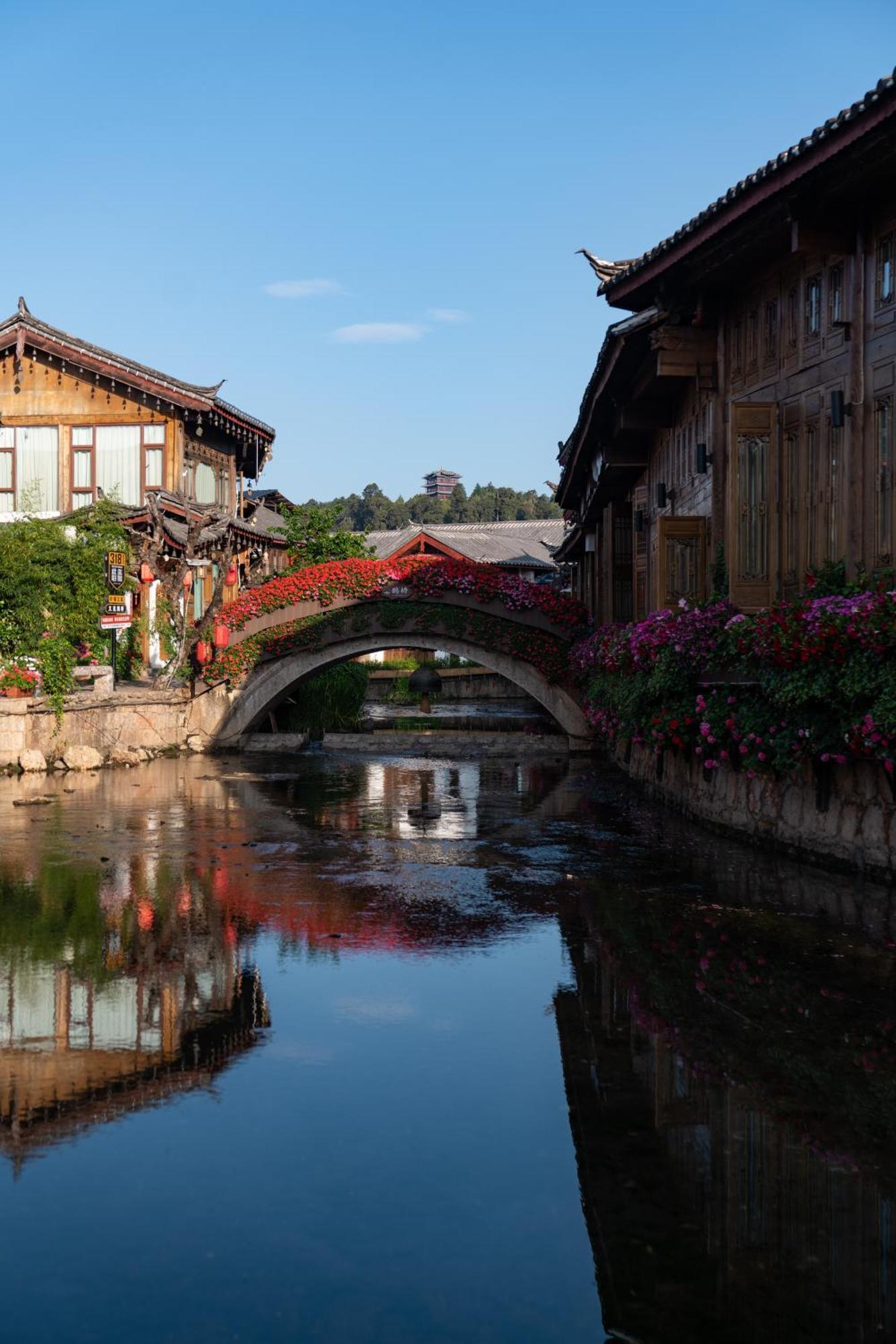 Jun Bo Xuan Boutique Лицзян